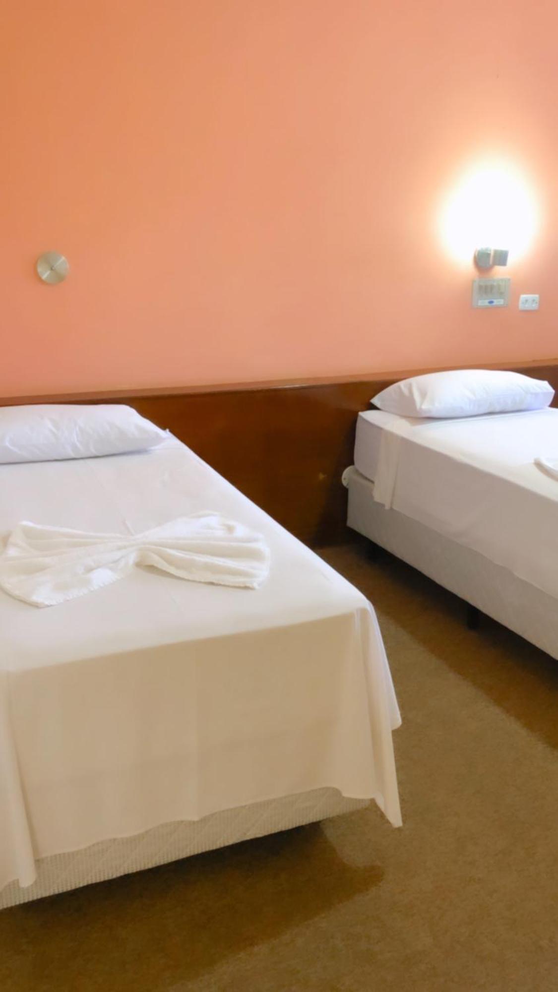 פוז דו איגואסו Hotel Vale Dos Ipes מראה חיצוני תמונה